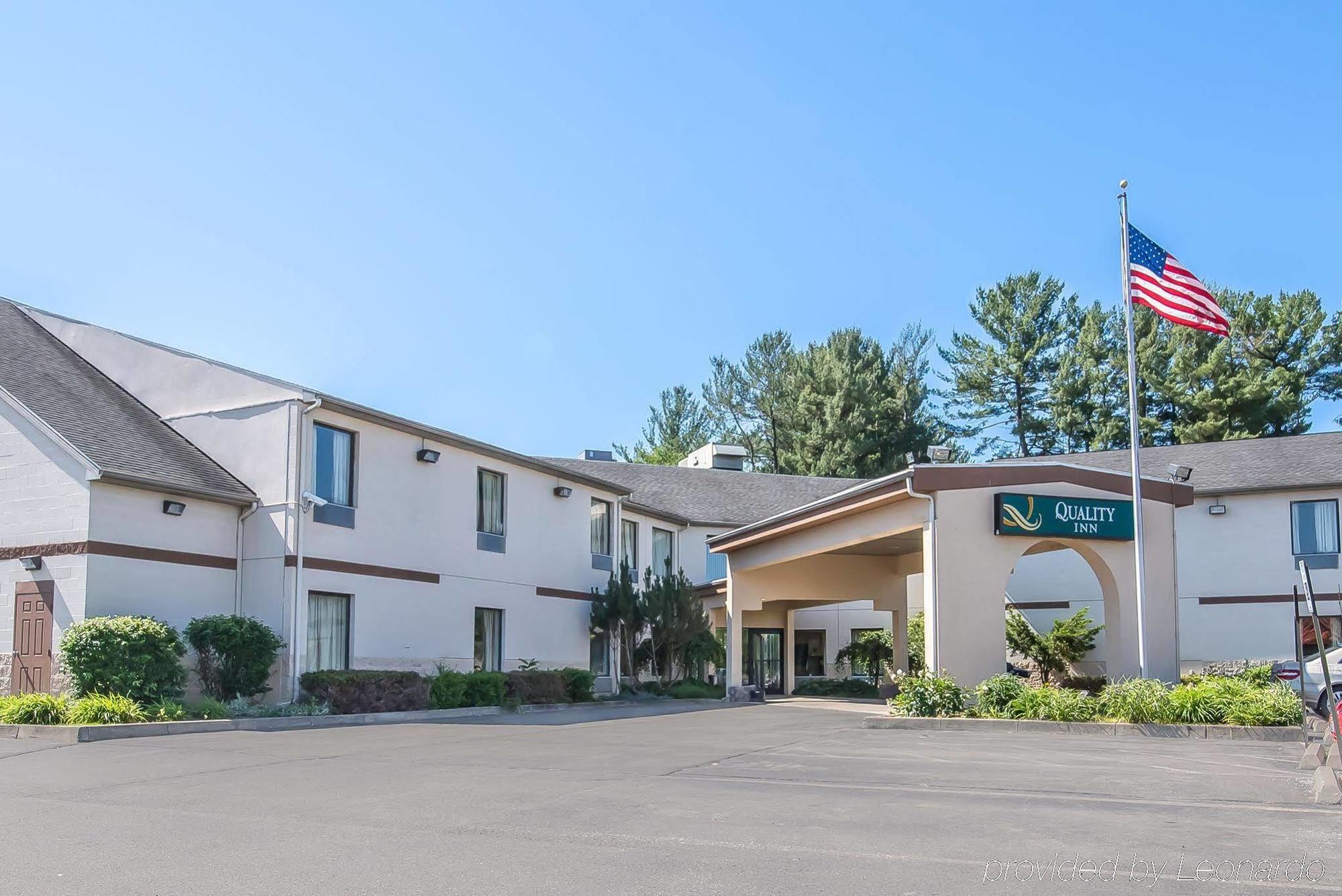 Quality Inn Binghamton West Apalachin Kültér fotó